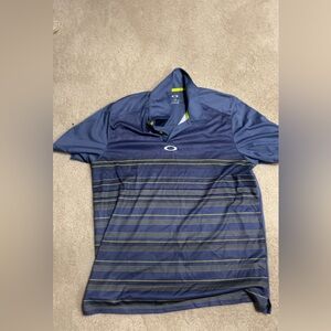 Large Oakley Golf Shirt
